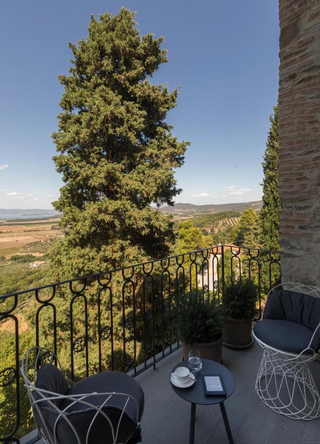 Rastrello Bed and Breakfast Panicale Exteriör bild